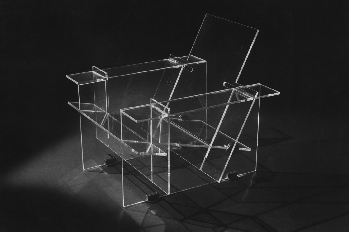 How Seating Arrangements Influence Social Interactions
